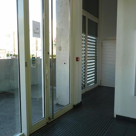 Aparthotel Parc Arena Nîmes Exterior foto