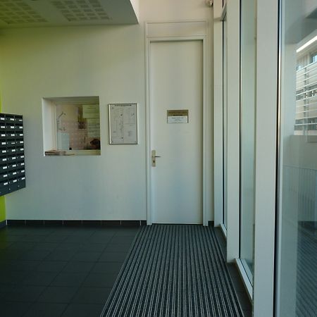 Aparthotel Parc Arena Nîmes Exterior foto