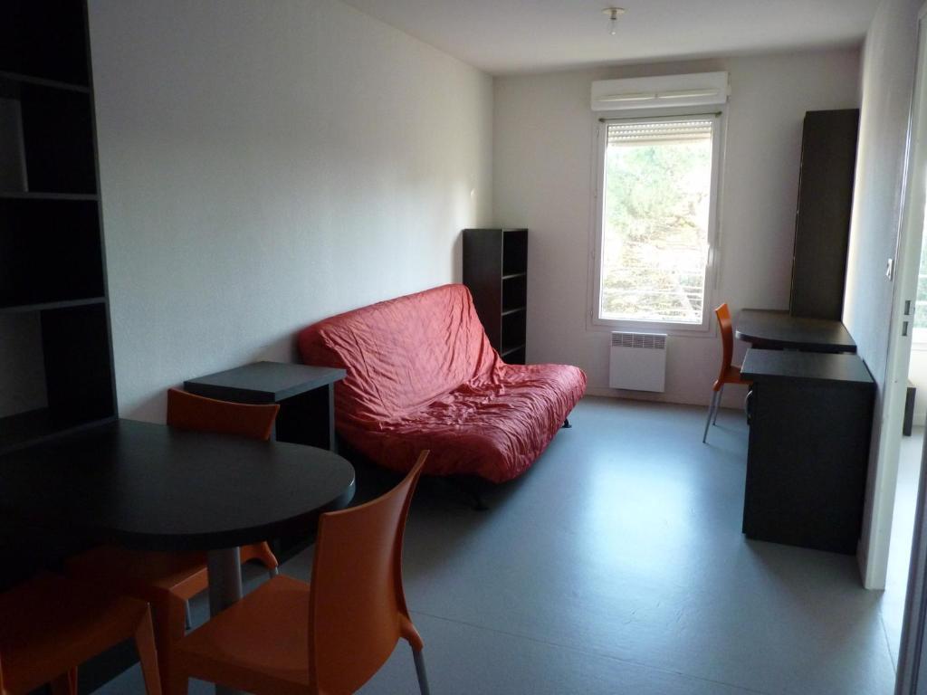 Aparthotel Parc Arena Nîmes Zimmer foto